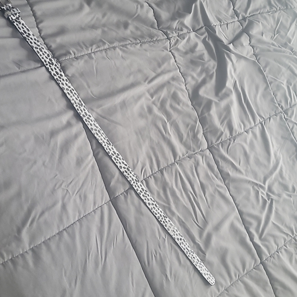 Girls thin belt size 6